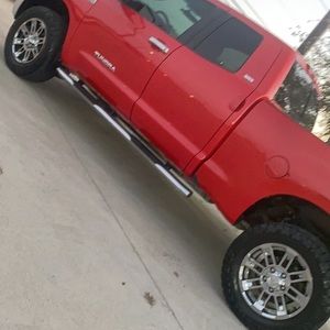 Meet your Posher, Leonardo